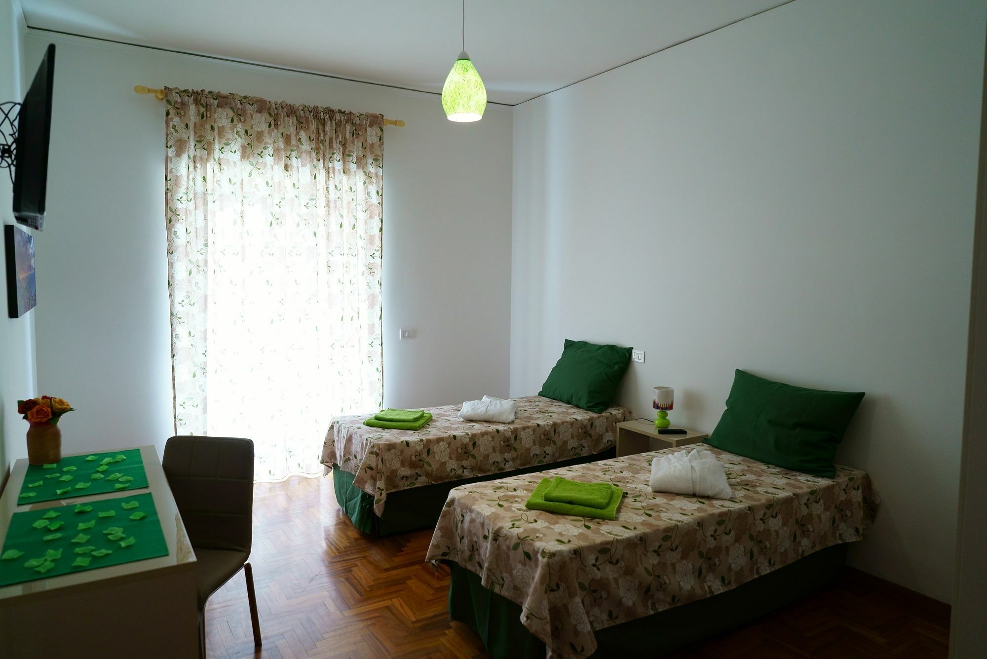 Welcome Inn Napoli Екстер'єр фото