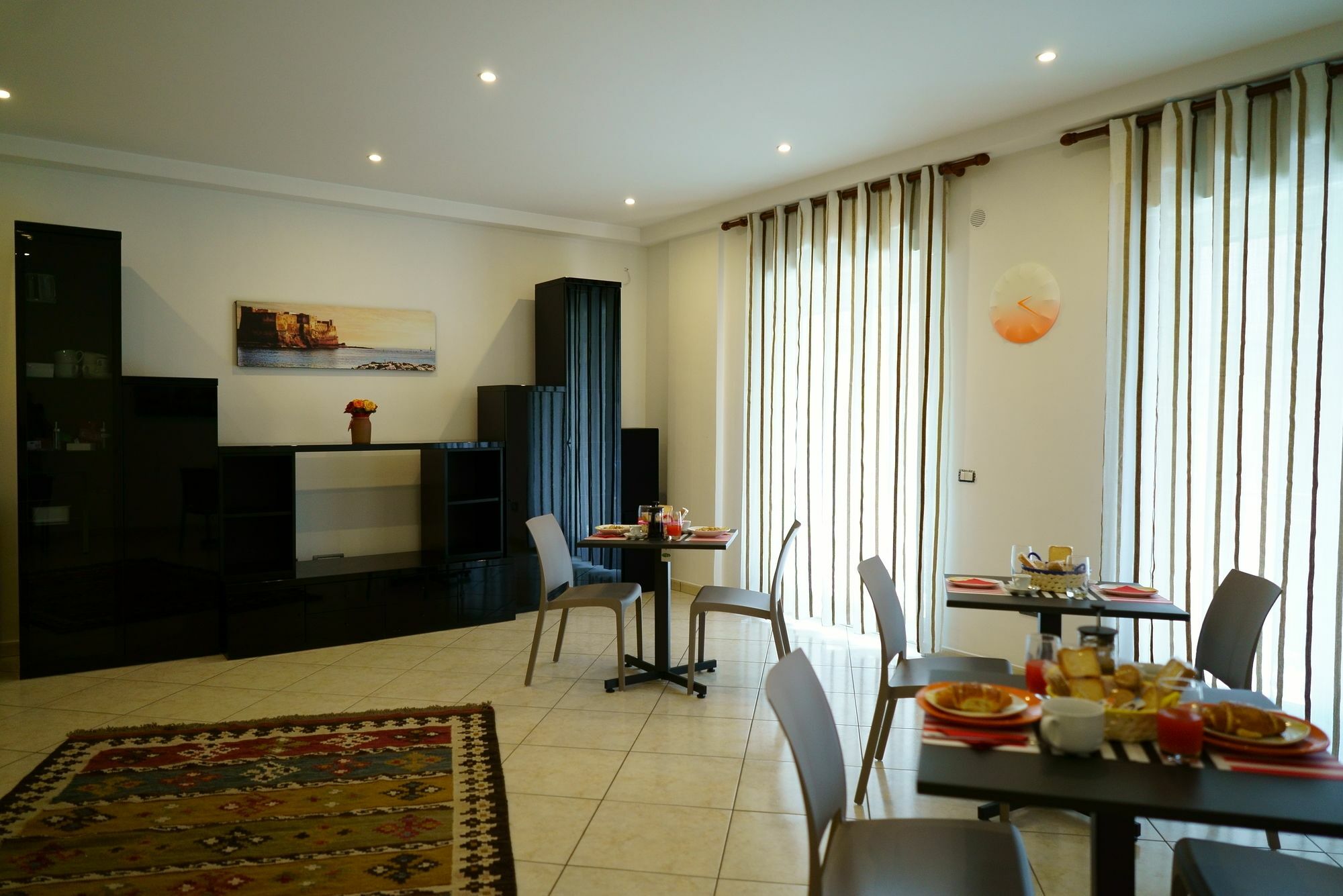 Welcome Inn Napoli Екстер'єр фото