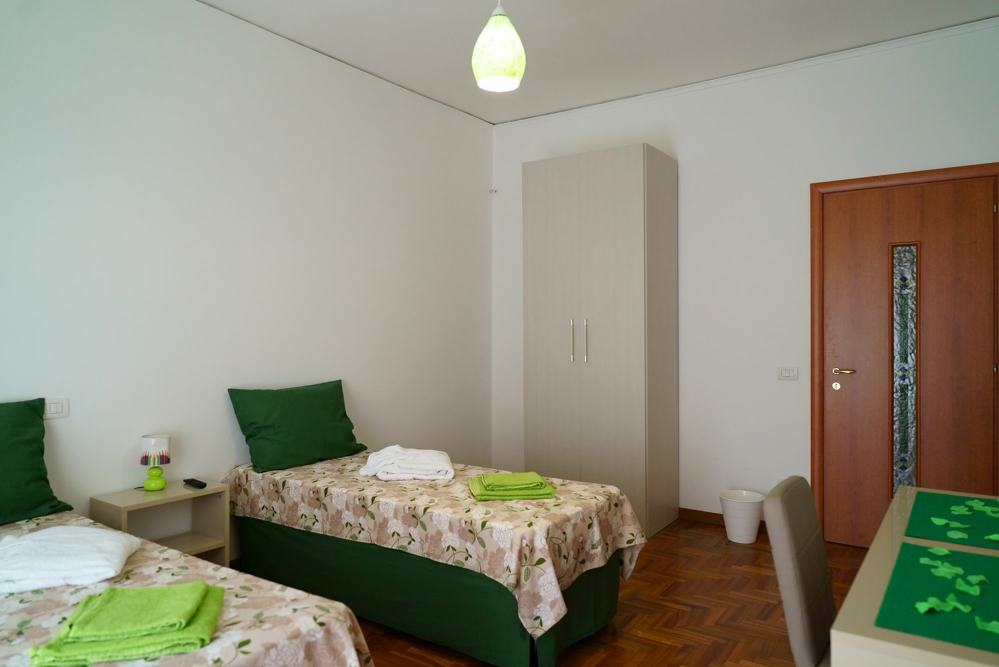 Welcome Inn Napoli Екстер'єр фото