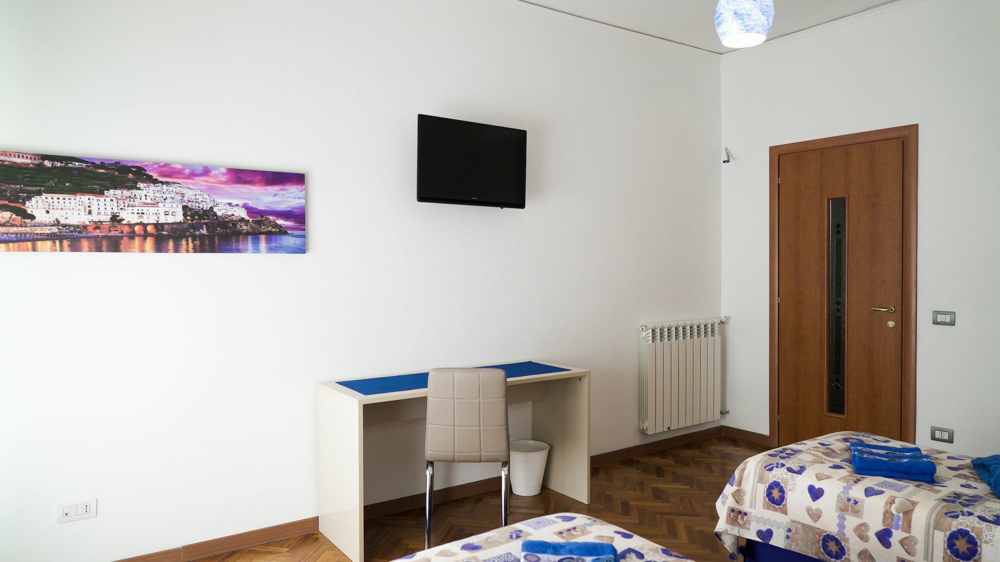 Welcome Inn Napoli Екстер'єр фото